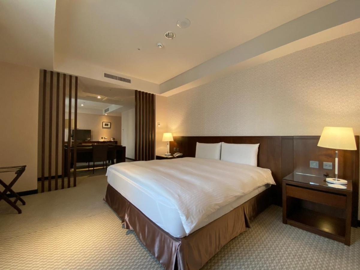 Lailai Hotel Taichung Exterior foto